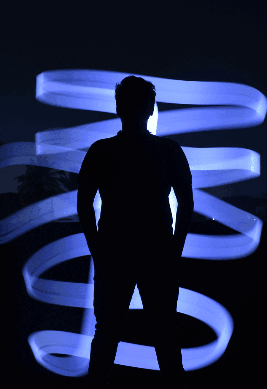 roberto pomi hombre futuro menoutofthebox