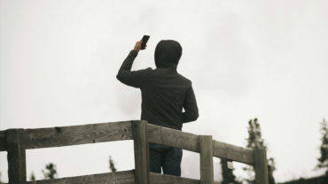 alberto simoncini hombres una vida online menoutofthebox